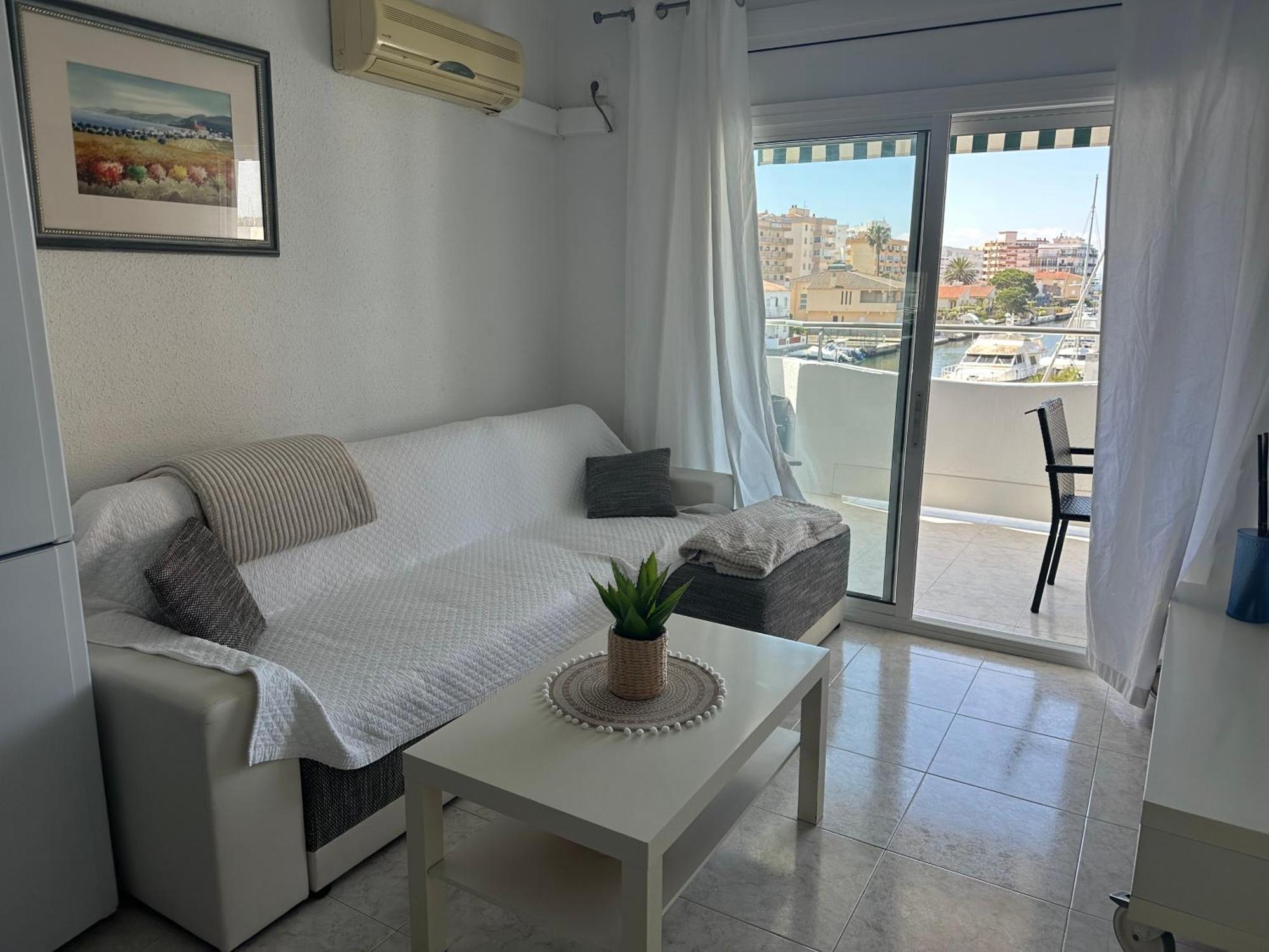 Bonito Apartamento En Roses Zona Familiar Esterno foto