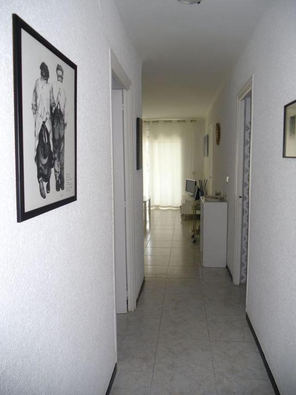 Bonito Apartamento En Roses Zona Familiar Esterno foto